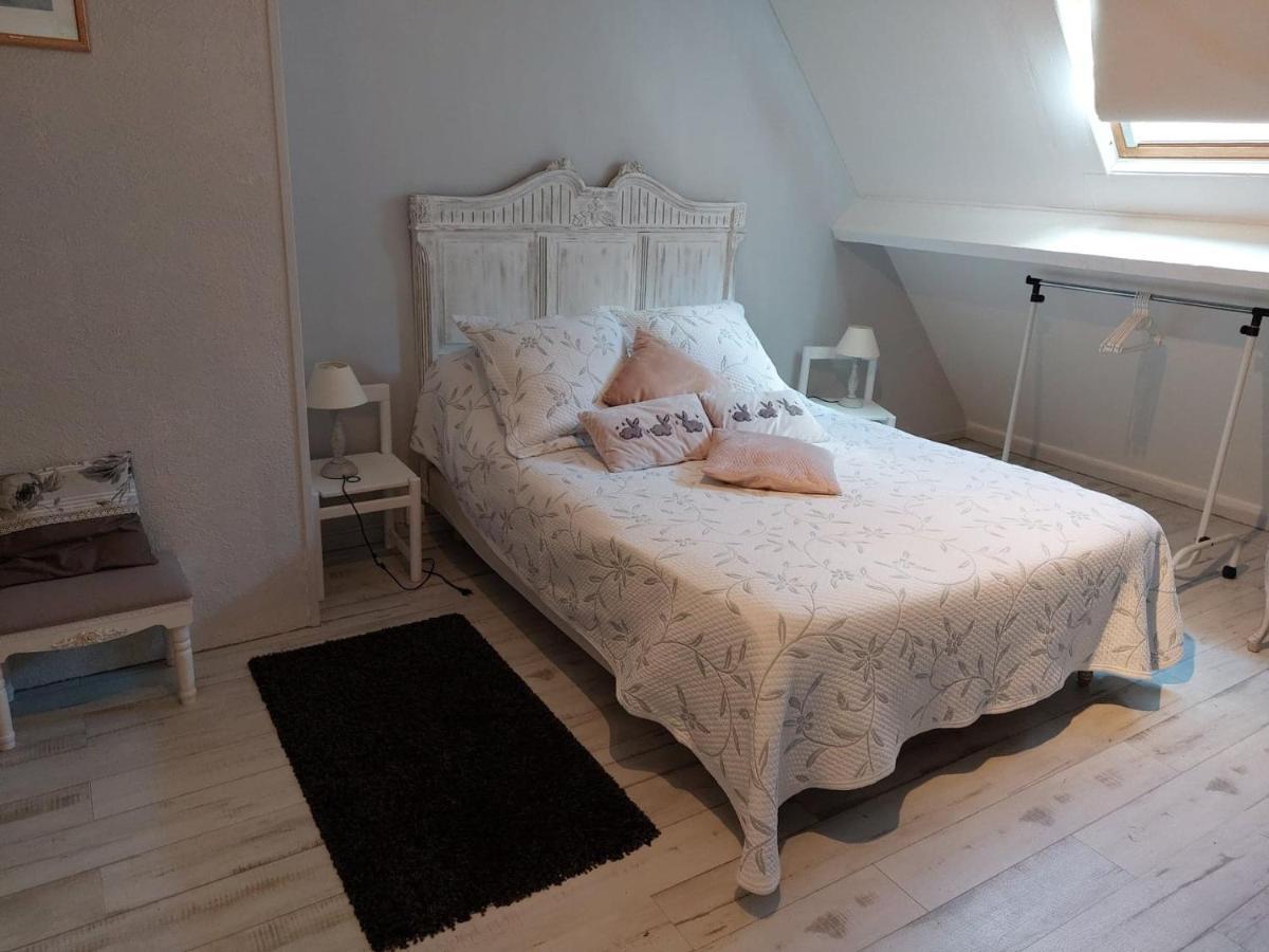 Bed and Breakfast Le Petit Bois Normand - Chambre D'Hote Champ-du-Boult Екстер'єр фото