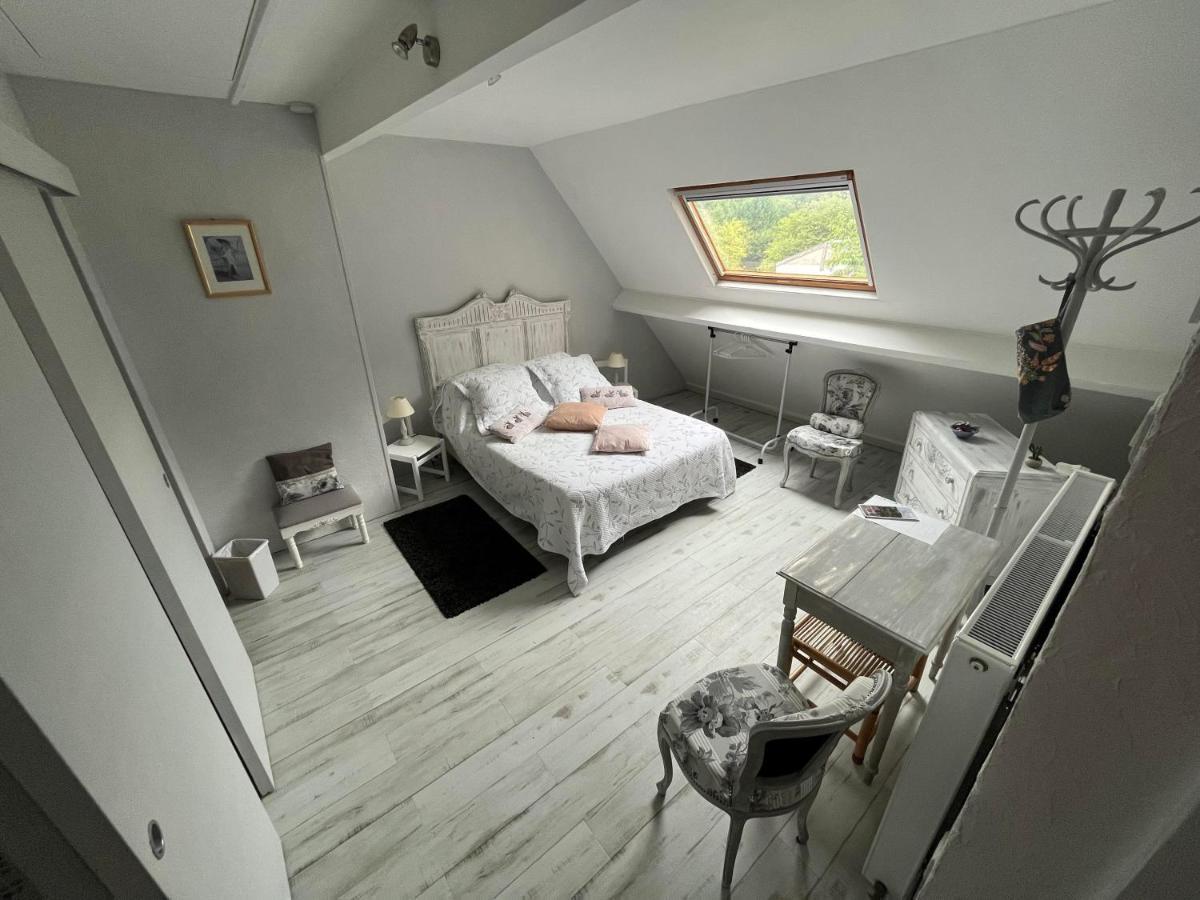 Bed and Breakfast Le Petit Bois Normand - Chambre D'Hote Champ-du-Boult Екстер'єр фото